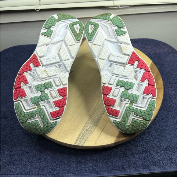 Hoka One One Teal and Pink Clifton 5 (Women’s 9.5) - Picture 6 of 8